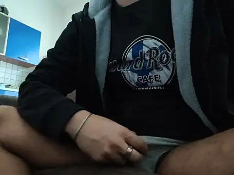 marchietto8900 online show from 12/12/24, 02:55