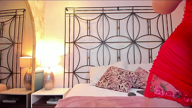 Pamela Johnsonn online show from 10/10/25, 07:36