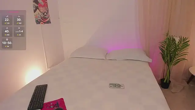 Lia Sweett  online show from 03/11/26, 03:50