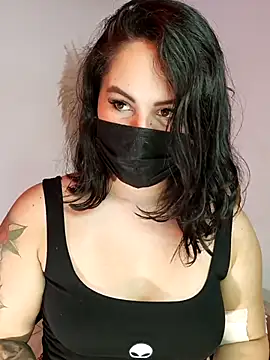 Aiunii1 online show from 10/22/25, 01:32