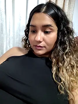 BrendaGirs online show from 11/30/25, 03:18