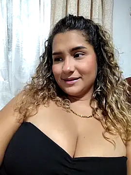 BrendaGirs online show from 11/18/25, 02:27