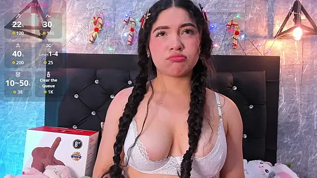 amandalee01 online show from 11/27/25, 07:47