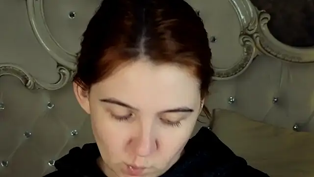 Melanie Stoun online show from 10/02/25, 12:41