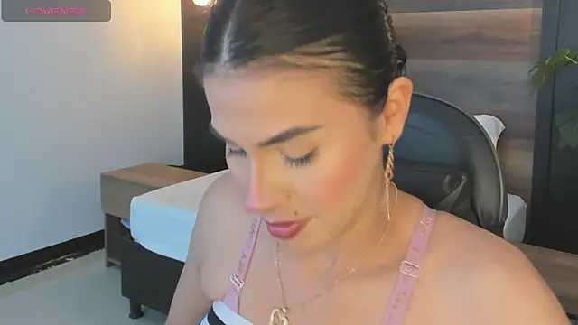 stephanya  online show from 02/20/26, 07:38