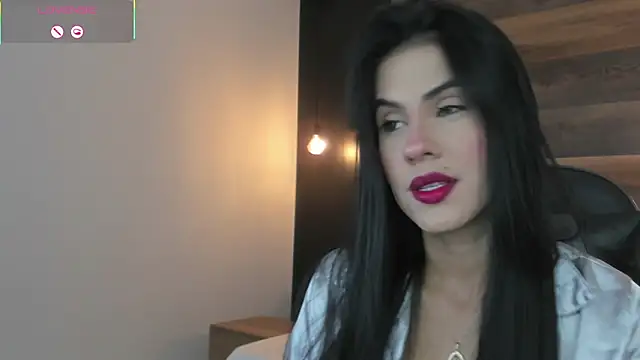 stephanya  online show from 03/25/26, 07:24