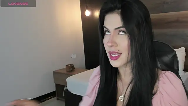 stephanya  online show from 03/16/26, 07:27