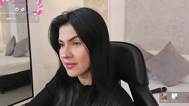 stephanya  online show from 05/19/26, 07:32