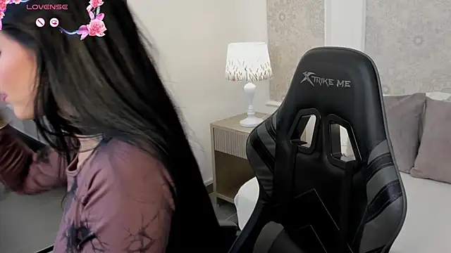 stephanya  online show from 06/16/26, 07:25