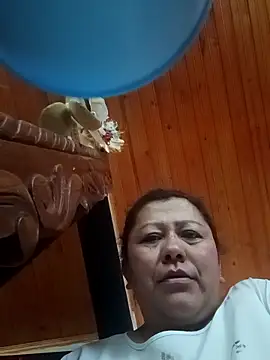 Darly Gomez online show from 11/25/25, 04:51