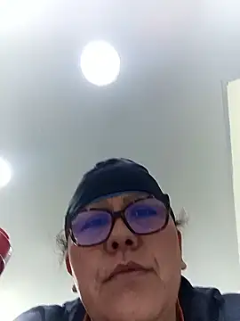 Darly Gomez online show from 01/10/26, 02:51