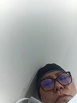 Snapshot of Darly_Gomez chatting on 05/19/26, 05:14 Darly Gomez online show from 05/19/26, 05:14