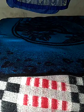 manuamador online show from 10/25/25, 03:49