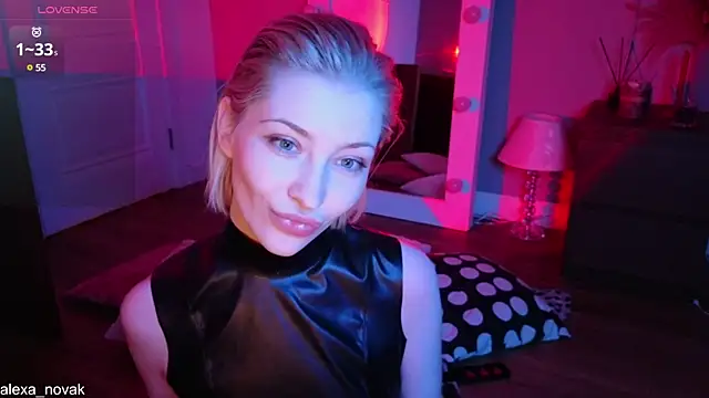 alexa novak online show from 03/12/25, 02:34