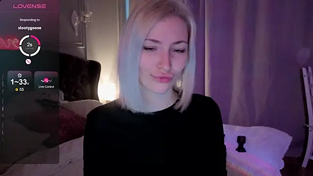 alexa novak online show from 09/10/25, 01:48