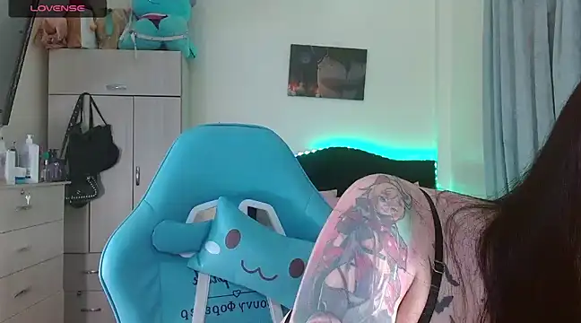 Snapshot of karla_zambrano chatting on 03/22/25, 07:09 karla zambrano online show from 03/22/25, 07:09