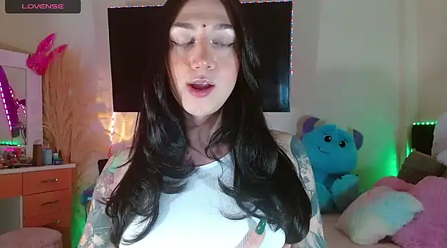 Snapshot of karla_zambrano chatting on 12/07/24, 06:10 karla zambrano online show from 12/07/24, 06:10