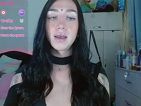 Snapshot of karla_zambrano chatting on 03/03/25, 11:14 karla zambrano online show from 03/03/25, 11:14