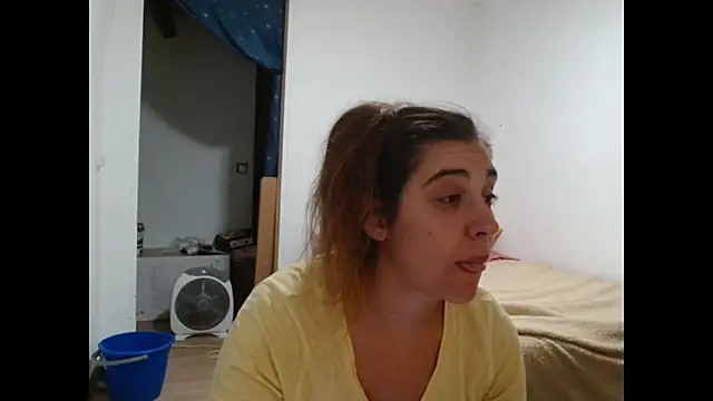 Ursumi1 online show from 09/22/25, 09:21