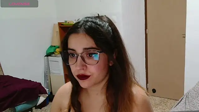 Ursumi1 online show from 02/01/25, 04:32