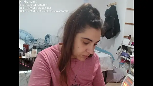 Ursumi1 online show from 02/04/26, 09:21