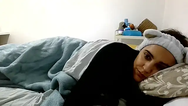 Ursumi1 online show from 11/03/25, 02:42