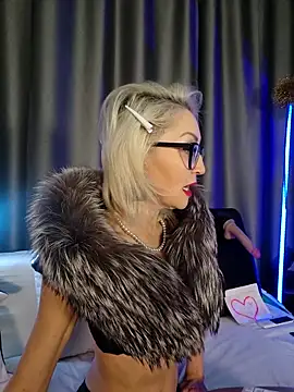 Milforja online show from 04/06/26, 04:30