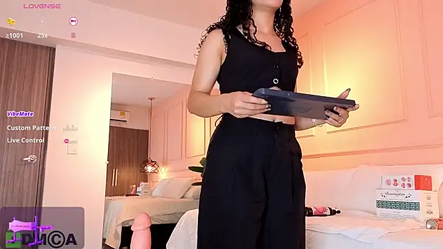 SHARONN     online show from 03/27/26, 04:32