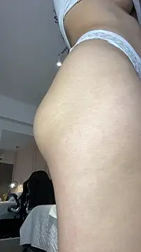 Snapshot of SHARONN____ chatting on 02/16/26, 04:11 SHARONN online show from 02/16/26, 04:11