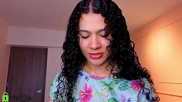 SHARONN     online show from 11/07/25, 04:17