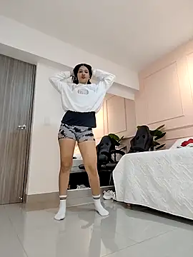 SHARONN     online show from 10/09/25, 04:13