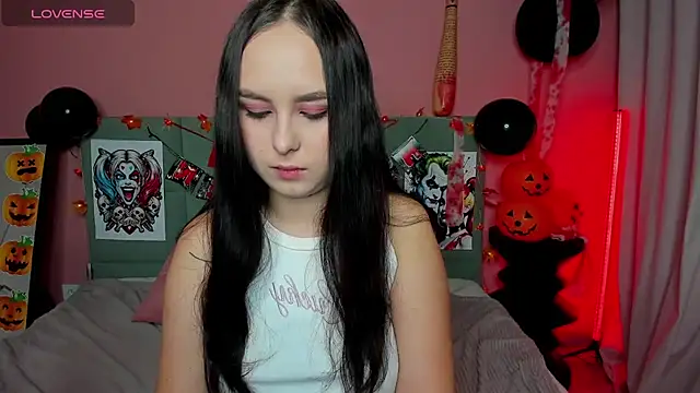 BeatriceReeves online show from 10/25/25, 01:05