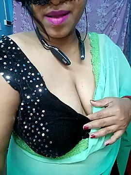 Snapshot of Sexy_Mona_Bhabhi chatting on 01/16/25, 06:37 Sexy Mona Bhabhi online show from 01/16/25, 06:37