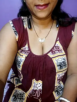 Sexy Mona Bhabhi online show from 03/18/26, 06:31