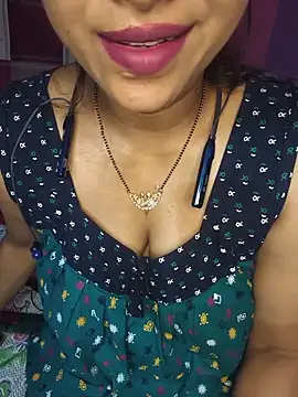 Sexy Mona Bhabhi online show from 05/21/26, 06:27