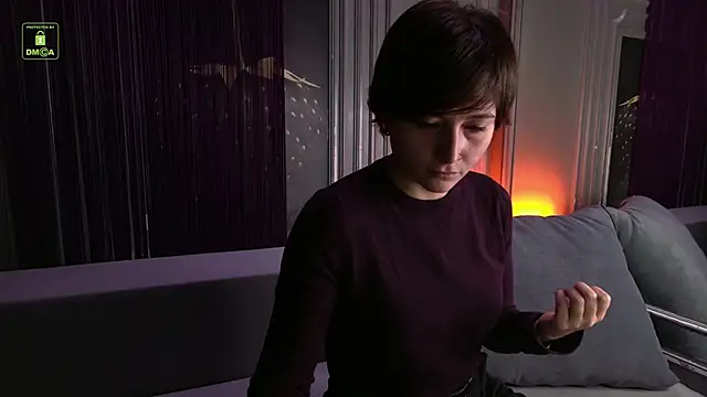 Ishtar Divine online show from 11/14/25, 10:41