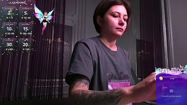 Snapshot of Ishtar_Divine chatting on 02/25/26, 04:45 Ishtar Divine online show from 02/25/26, 04:45