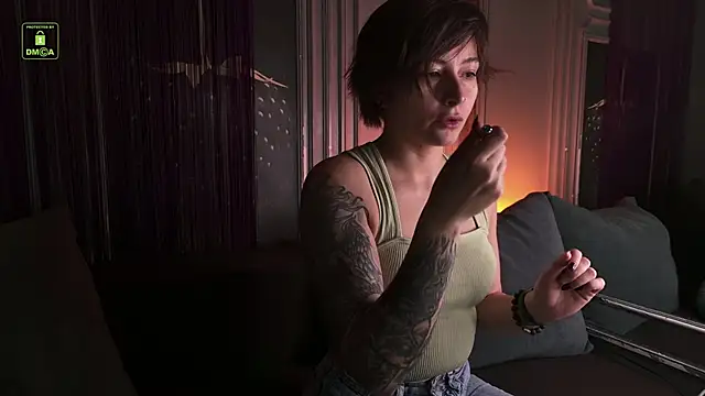 Ishtar Divine online show from 11/27/25, 03:23