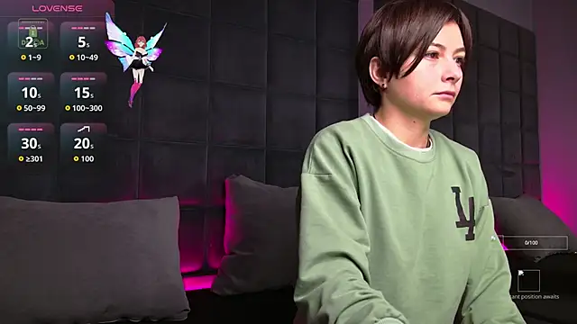 Ishtar Divine online show from 11/13/25, 04:38