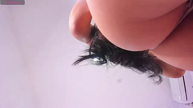 aggy castel online show from 02/10/26, 03:44