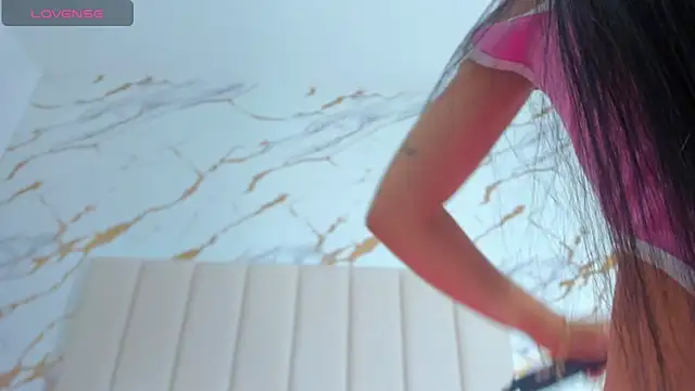 aggy castel online show from 04/01/26, 02:36