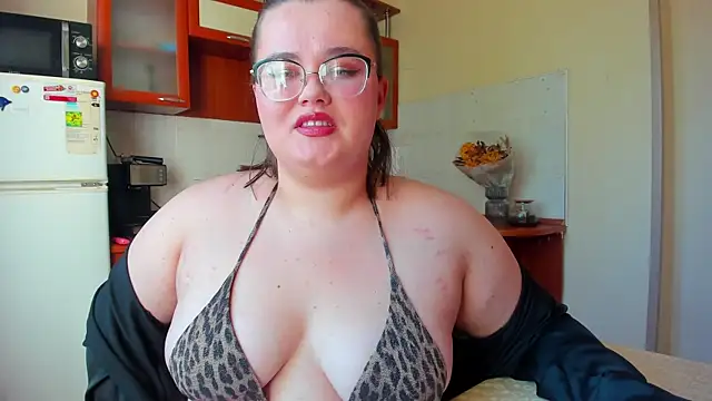 Snapshot of Jessica_Joy chatting on 10/03/25, 07:54 Jessica Joy online show from 10/03/25, 07:54