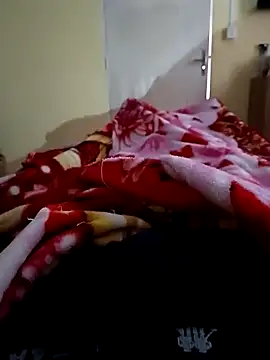 paubabando  online show from 03/10/25, 06:23