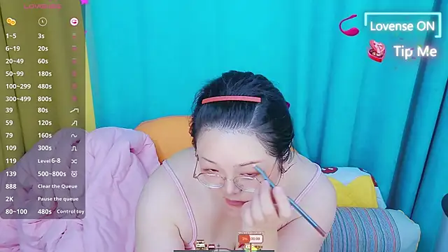 Weiwei5200 online show from 06/18/26, 03:05