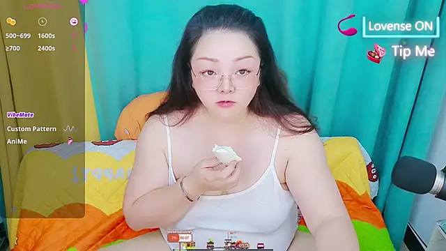 Weiwei5200 online show from 06/17/26, 02:00
