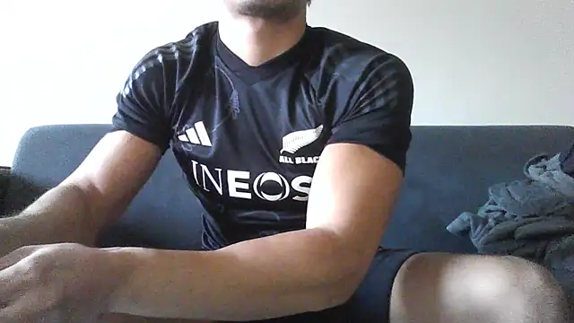 Snapshot of Marocaindu92 chatting on 12/13/24, 01:55 Marocaindu92 online show from 12/13/24, 01:55