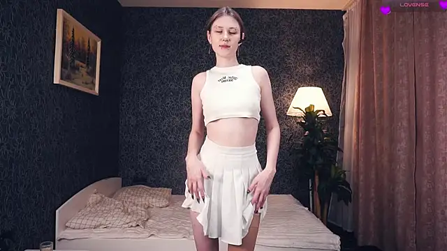 MoiraHavins online show from 12/22/25, 05:07