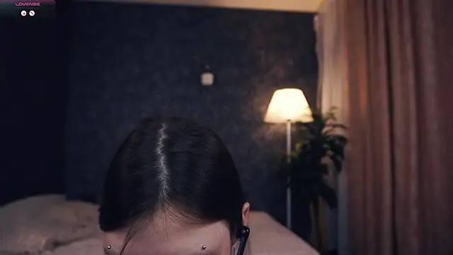 MoiraHavins online show from 11/15/25, 05:11