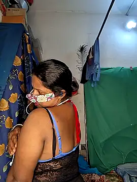 Snapshot of Real_Desi_Couple chatting on 06/07/26, 06:13 Real Desi Couple online show from 06/07/26, 06:13