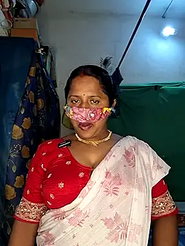 Snapshot of Real_Desi_Couple chatting on 07/24/26, 04:47 Real Desi Couple online show from 07/24/26, 04:47